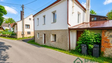 Prodej rodinného domu 220 m² s pozemkem 932 m² a stodolou – Ostružno, Nezdice na Šumavě