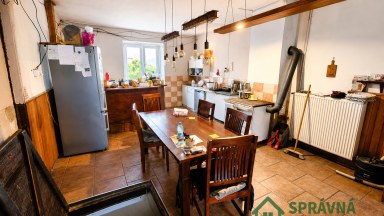 Prodej rodinného domu 220 m² s pozemkem 932 m² a stodolou – Ostružno, Nezdice na Šumavě