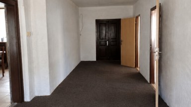 Prodej rodinného domu 220 m² s pozemkem 932 m² a stodolou – Ostružno, Nezdice na Šumavě