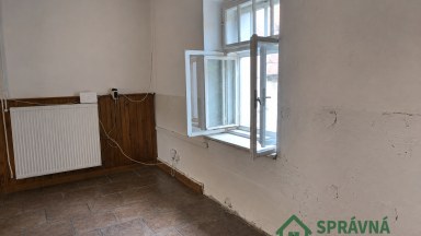 Prodej rodinného domu 220 m² s pozemkem 932 m² a stodolou – Ostružno, Nezdice na Šumavě