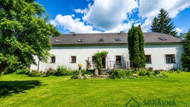 Prodej usedlosti 350 m2