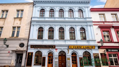 Pronájem  bytu 5+2 mezonet 113 m² v historickém centru Plzně se dvěma obytnými úrovněmi