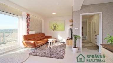 Luxusní penthouse 4+kk, 118,6 m² s terasou 43 m² a garážovým stáním, cetrum Plzně