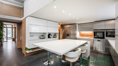 Prodej bytu 3+1, 88 m2, Plzeň